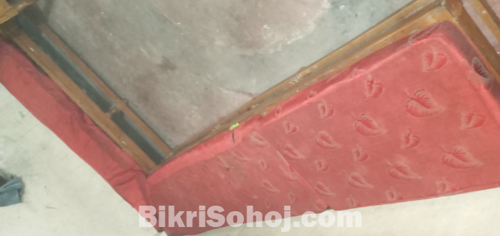 সোফা বিক্রি করা হবে । sofa